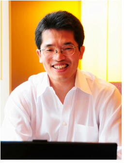 笑顔の横田秀珠